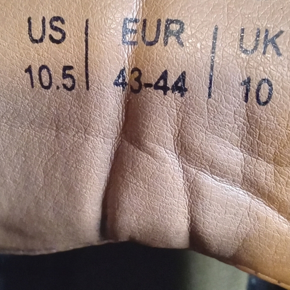 Brown Leather Lace-Up Ankle Boots - Picture 4 of 4